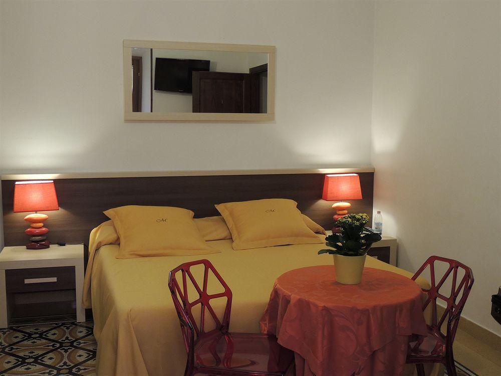 Morelli 2* Roma