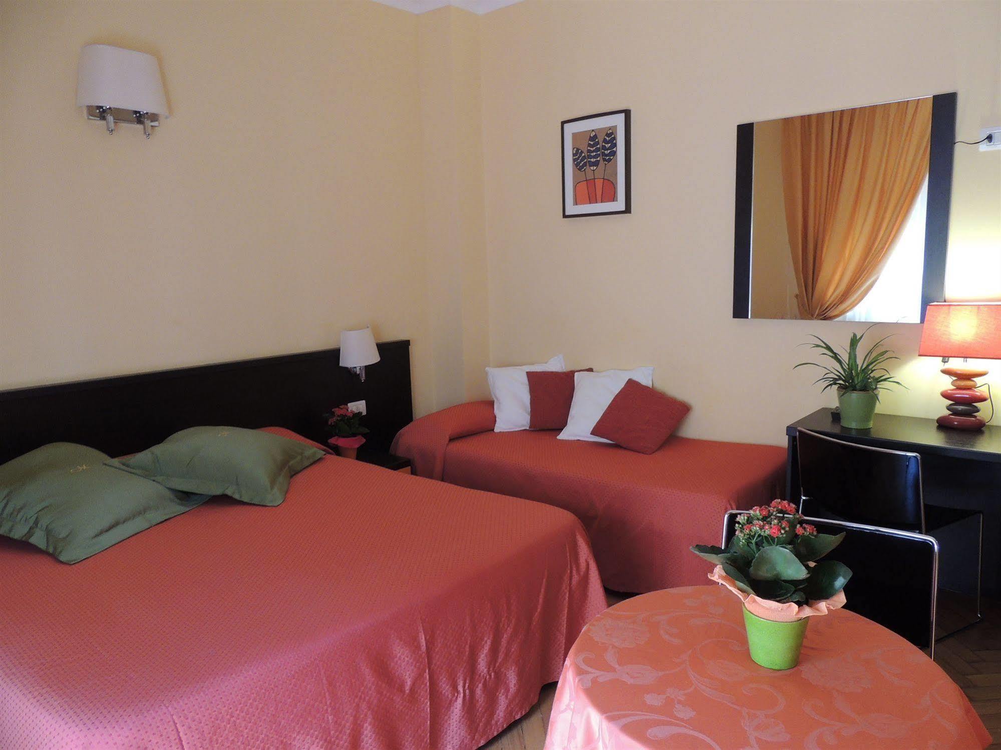 Morelli 2* Roma